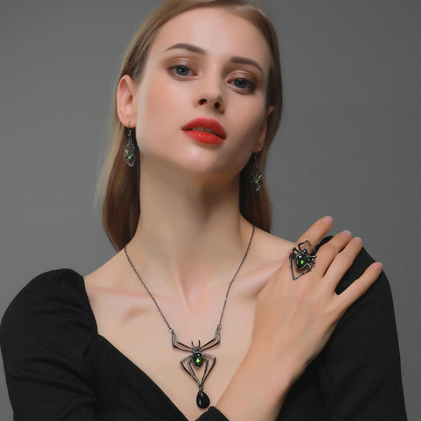Arachne Necklace
