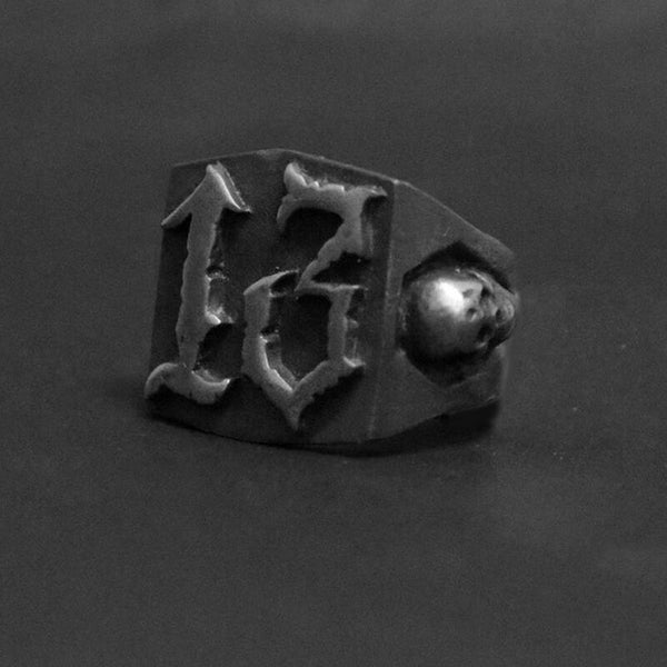 Lucky 13 Ring